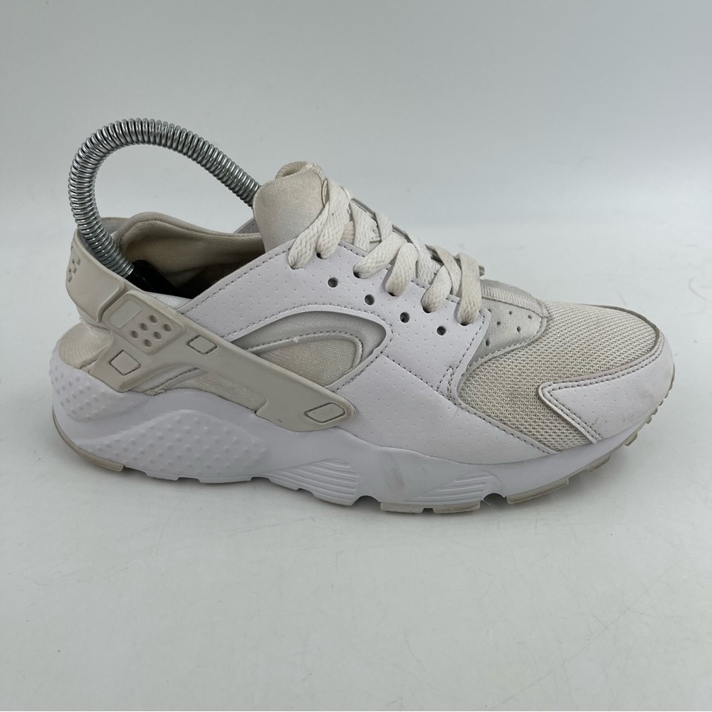 🥾 Nike Air Huarache White Lace-Up Shoes Sneakers - Size 7.5 Women’s